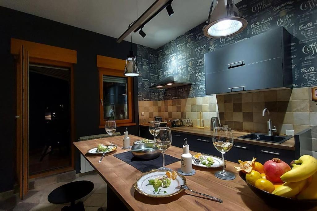 Turquoise Orange, The Art Of Vacation In Belgrade Belgrado Exterior foto